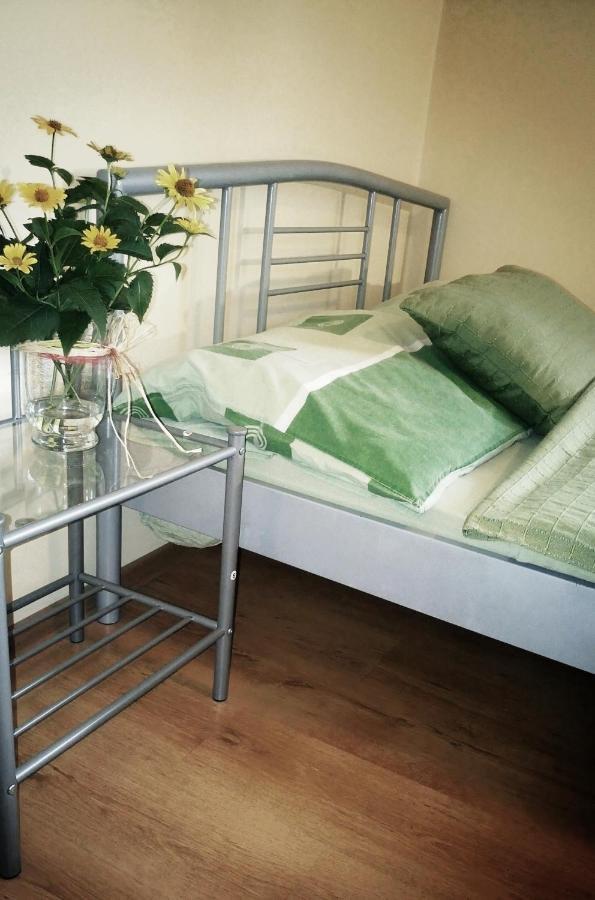 Appartement Przylesie à Uniejów Extérieur photo